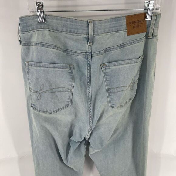 Levi's Women's Ultra High Rise Super Skinny Jeans 5 Pocket Stretch Size 33 - Picture 9 of 10